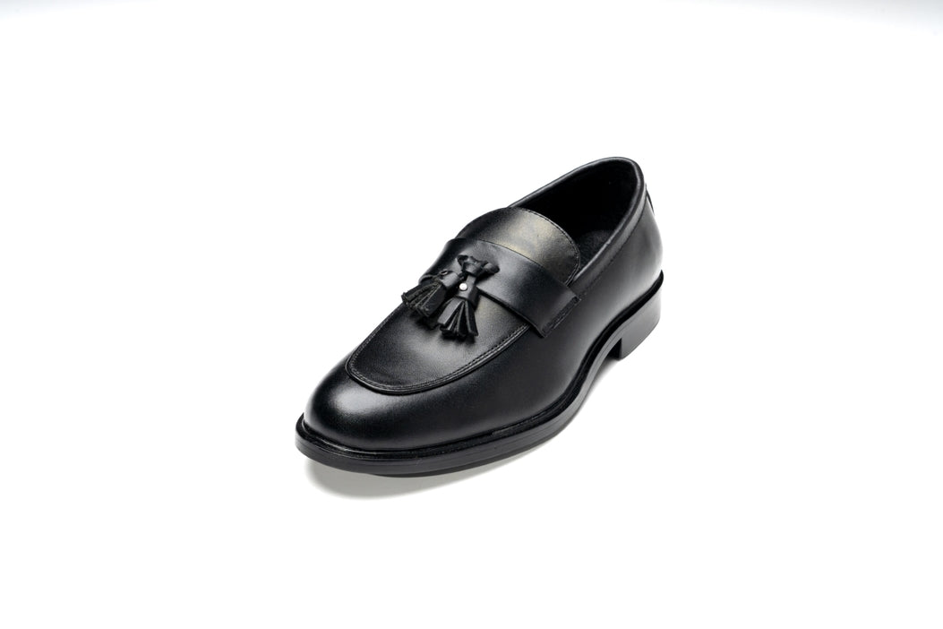 TASSLE LOAFER