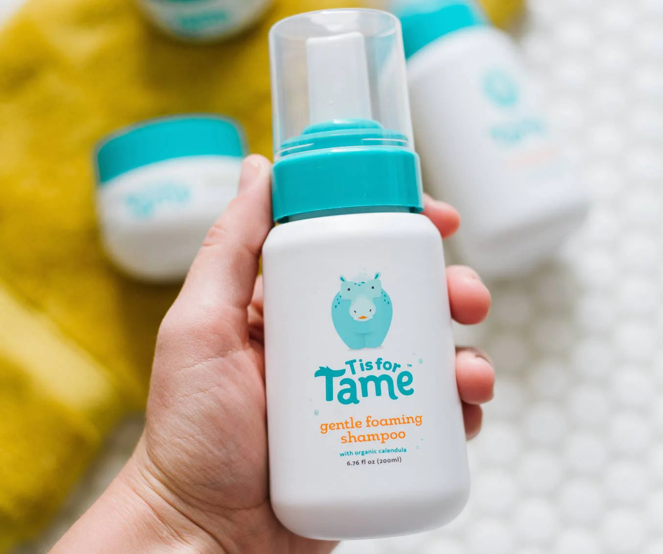 Gentle Foaming Shampoo for Newborns | Organic and Natural