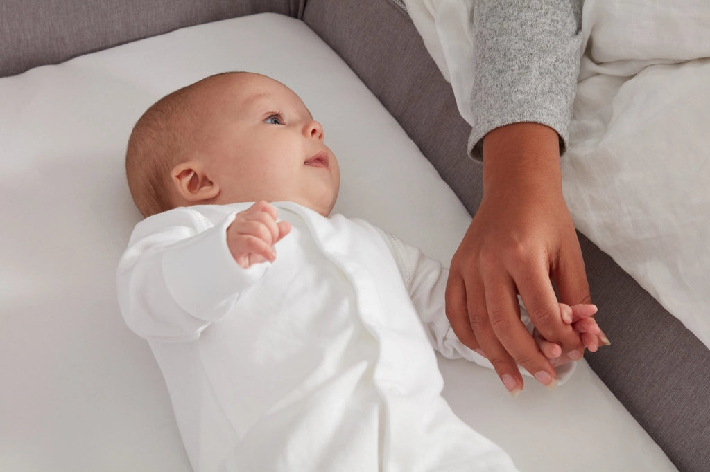 Beaba By Shnuggle Convertible Air Bedside Sleeper Bassinet