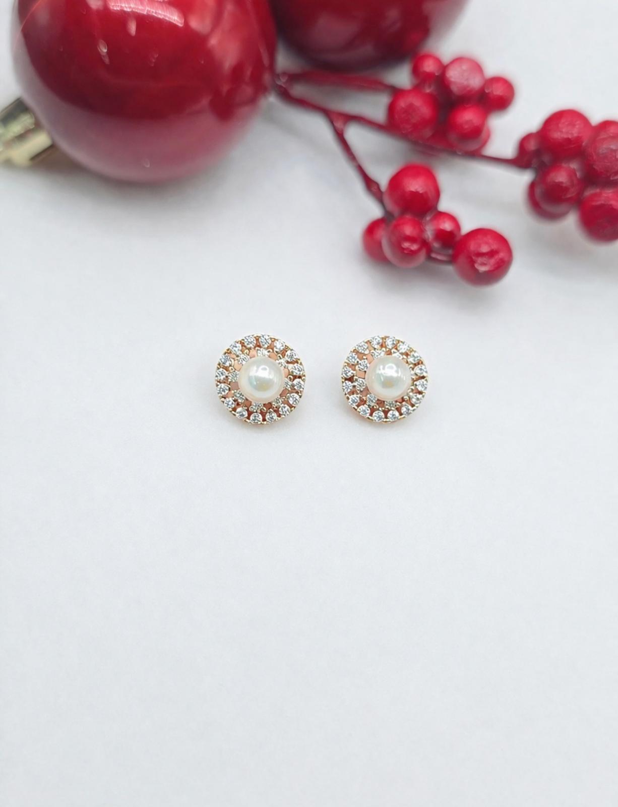 Round Pearl Stud Earrings with Sparkling Crystals