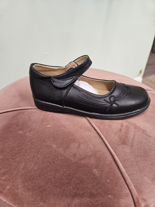 Girls' shoe 5